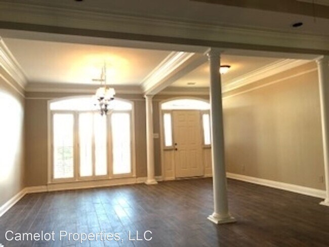 Building Photo - 4 br, 3 bath House - 8600 Willowbrook Ct