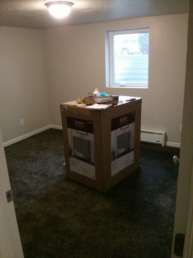 Master Bedroom - 373 N 800 W