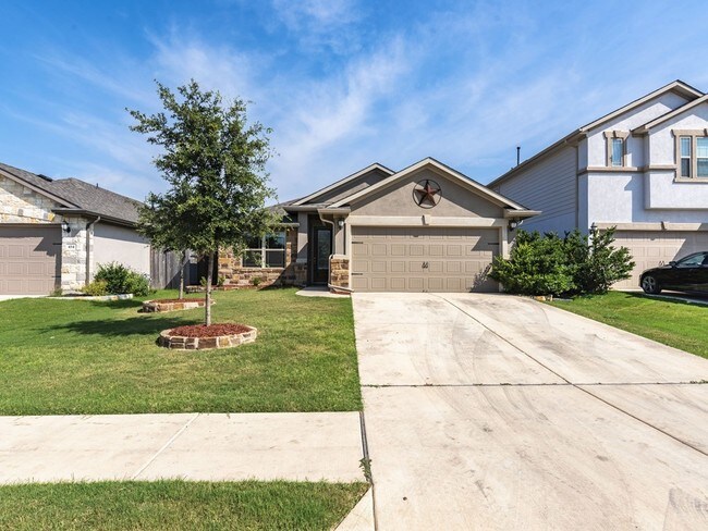 Building Photo - 426 Wincliff Dr