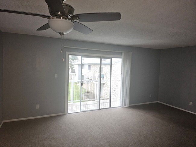 Building Photo - 3065 George Mason Ave