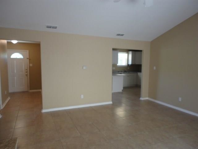 Building Photo - 209 Willow Ridge Rd