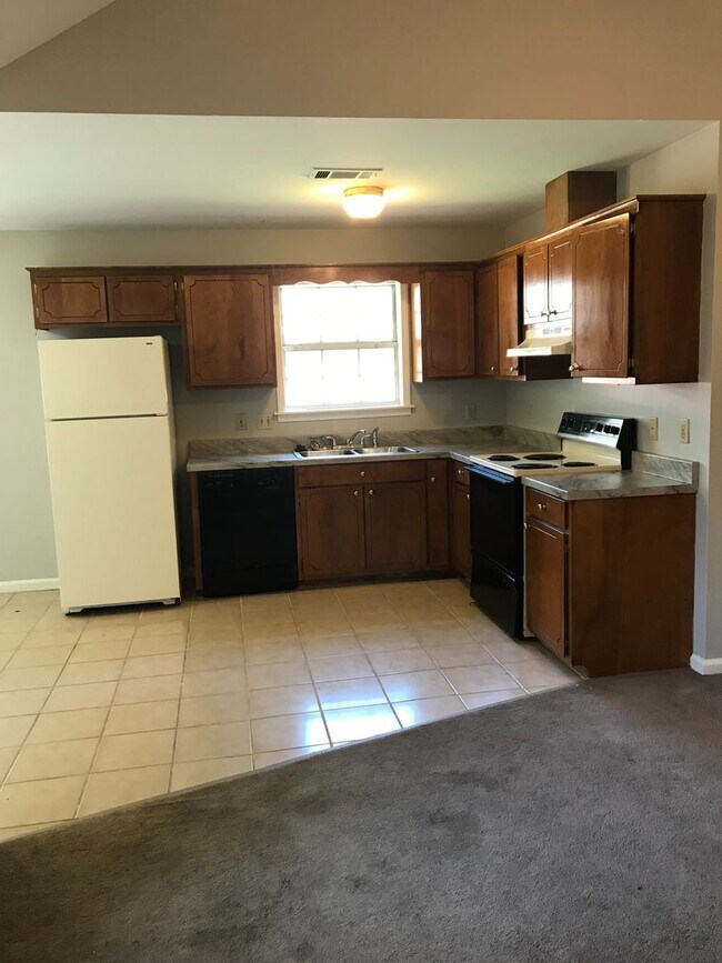 Foto del edificio - 3BR/2BA For Rent