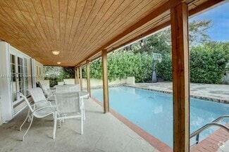 Building Photo - 6790 SW 54th St