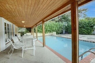 Building Photo - 6790 SW 54th St