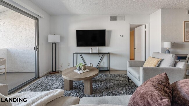 Foto del edificio - 1455 E Katie Ave