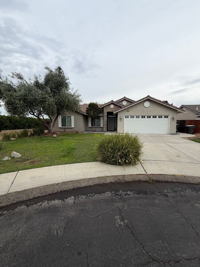 2892 Florence Ave