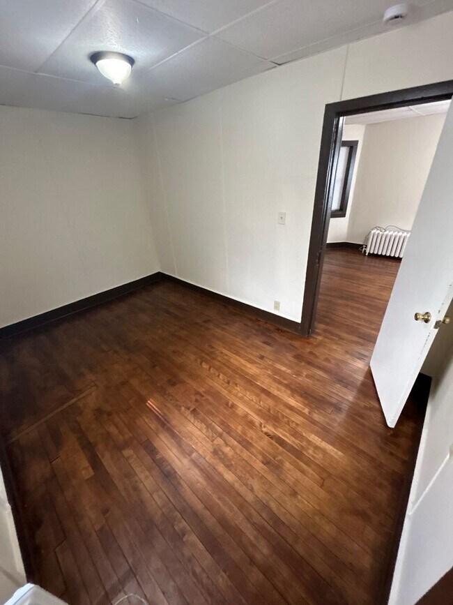 Foto del edificio - 2950 Dupont Ave N