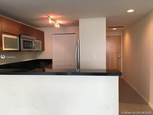 Foto del edificio - 244 Biscayne Blvd