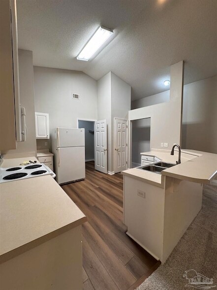 Building Photo - 711 Marsh Harbor Dr