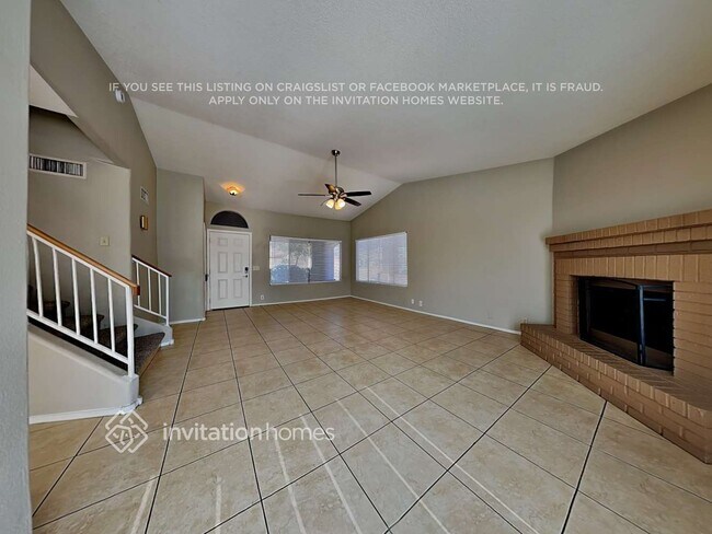 Foto del edificio - 4643 N 100th Ave