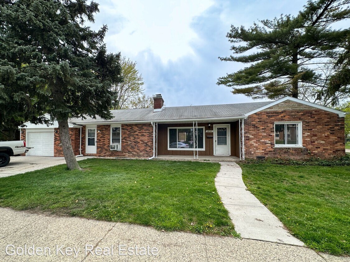 25141 Burt St, Center Line, MI 48015 House Rental in Center Line, MI