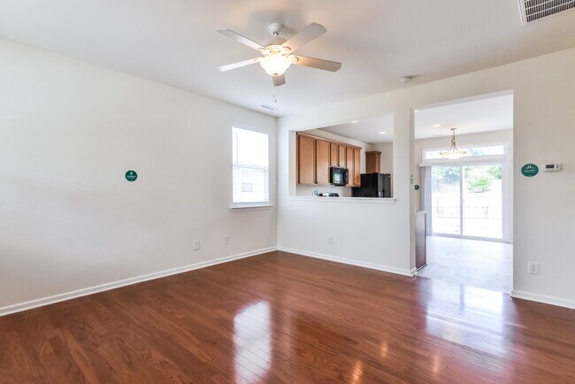 Building Photo - 618 Averasboro Dr