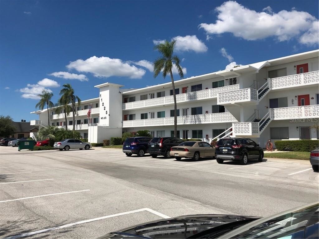 Primary Photo - 11225 82nd Ave