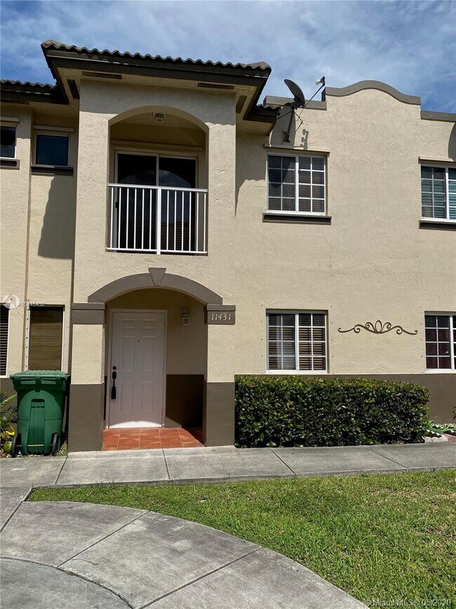 11431 NW 93rd Ct, Hialeah Gardens, FL 33018 House for Rent in Hialeah