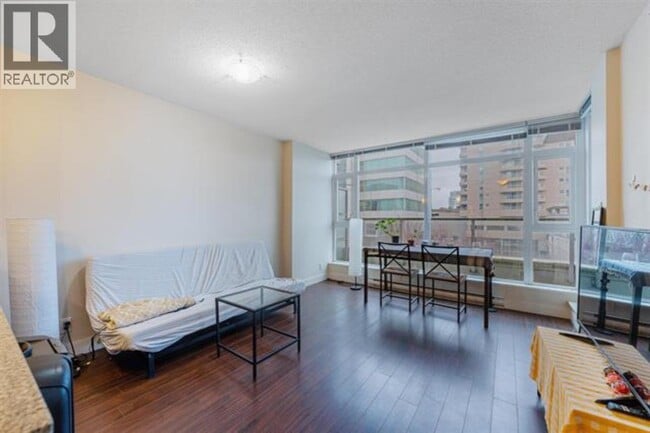 Building Photo - 8068 Westminster Hwy