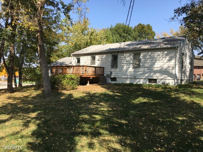 Building Photo - 2 br, 2 bath House - 4978 S. 132nd Ave.