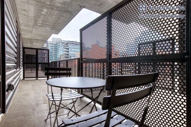 Foto del edificio - 751 N Hudson Ave