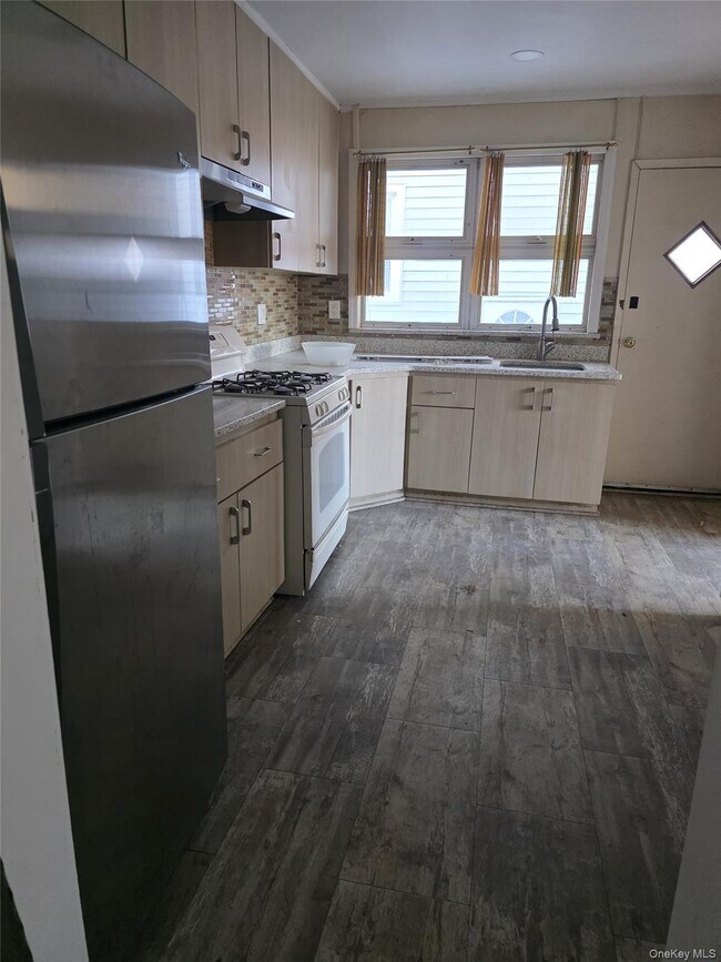 Foto del edificio - 13-03 154th St