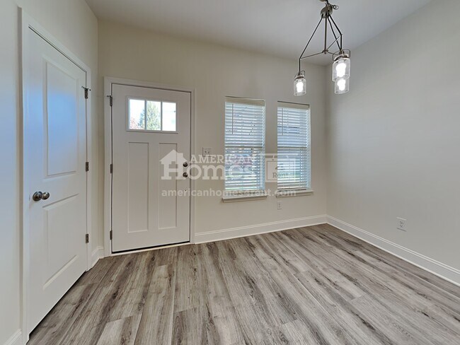 Foto del edificio - 2412 Eagle Creek Court