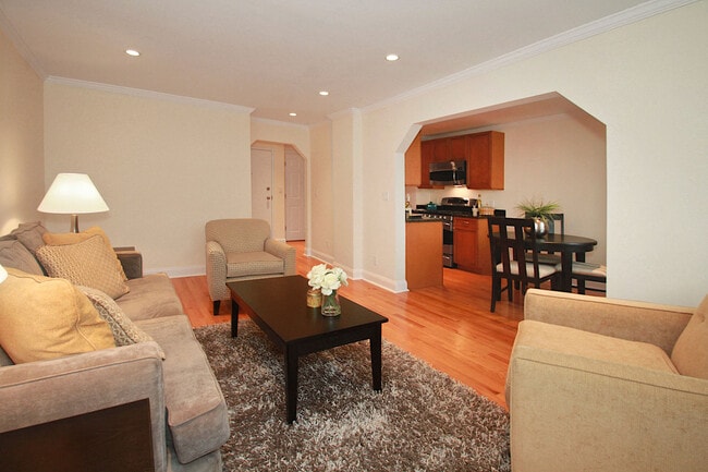 Interior Photo - CHR Harvard Square Communities