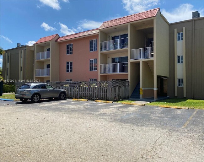 Foto del edificio - 5201 Geneva Ct