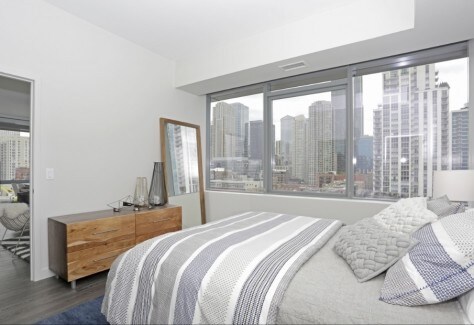 Foto del edificio - 644 N Wells St