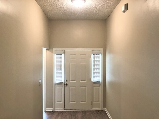 Building Photo - 1773 Dartmouth Dr