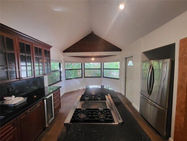 Foto del edificio - 38 SW 6th St