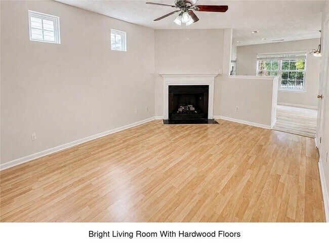 Building Photo - 5175 Sky Ridge Way