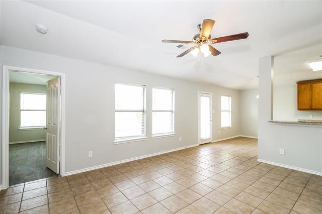 Building Photo - 1421 Eufemia Dr