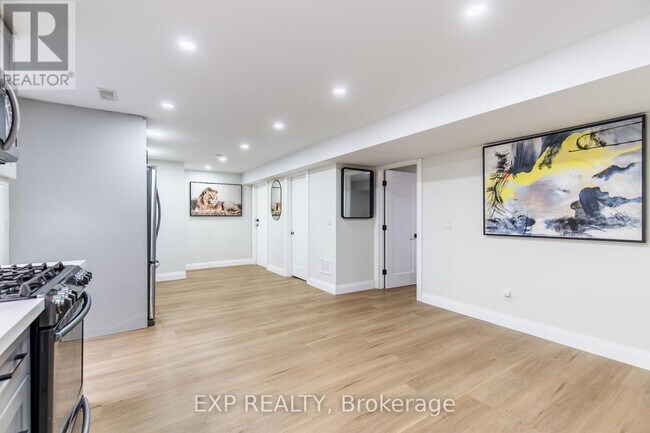 Photo du bâtiment - 6544 Sam Iorfida Dr