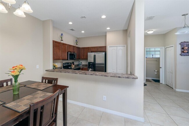 Foto del edificio - 3038 Rodrick Cir