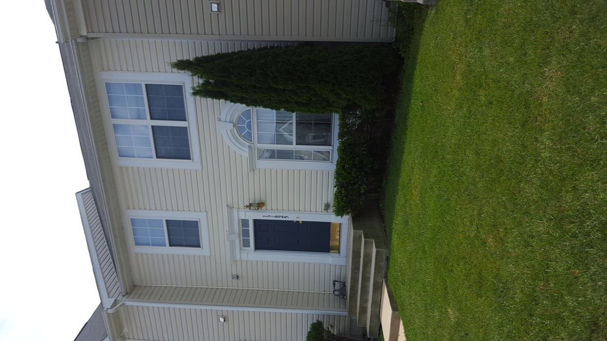 Foto del edificio - 17625 Potter Bell Way