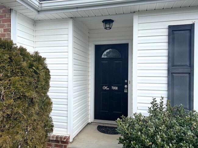 Photo - 7008 Riverwalk Blvd House