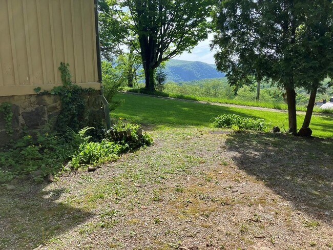 Foto del edificio - 501-511-511 Lane Gate Rd