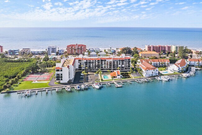 Foto del edificio - 19111 Vista Bay Dr