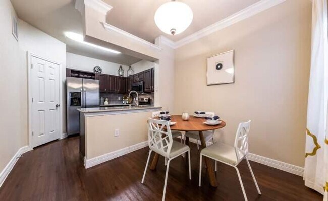 Building Photo - 2 bedroom in Kingwood TX 77339