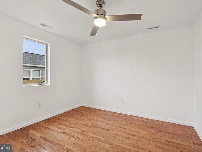 Foto del edificio - 513 Kintop Rd