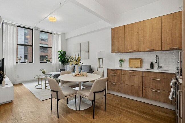 Foto del edificio - 517 W 45th St