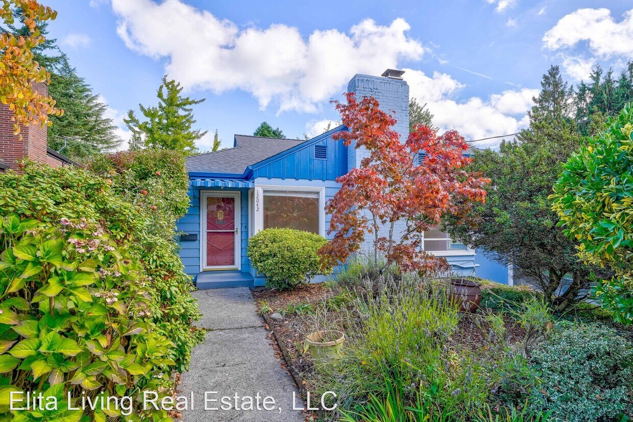 Primary Photo - 3 br, 1 bath House - 12042 Phinney Ave. N.