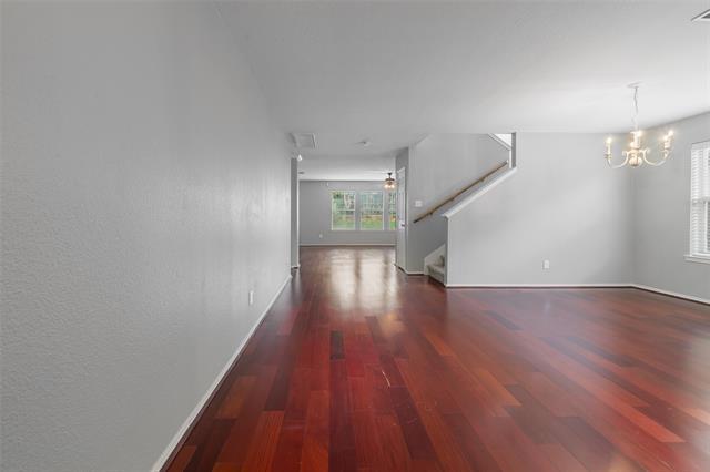 Foto del edificio - 10400 Matador Dr