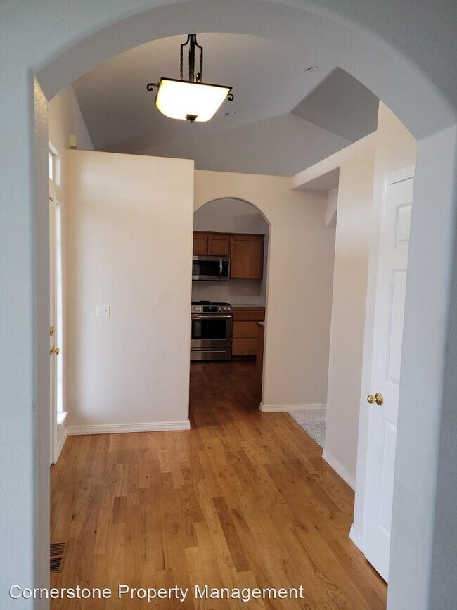 Building Photo - 3 br, 2 bath House - 5060 Tournament