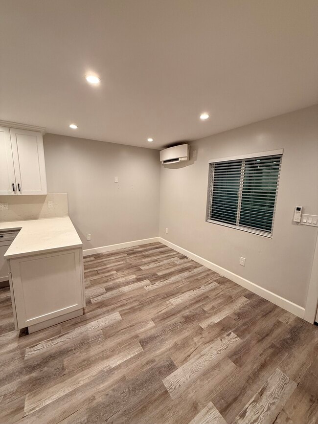 Foto del edificio - 12952 Lemay St