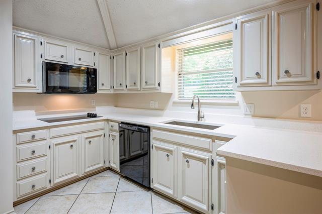 Foto del edificio - 4449 Boston Dr