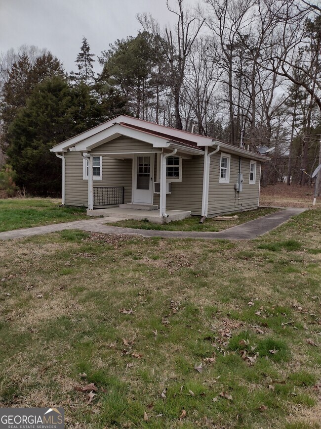 Foto del edificio - 1113 New Rosedale Rd NE