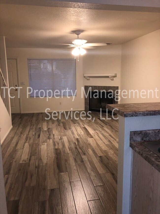 Foto del edificio - Cute 2 bedroom Town-home in Mesa!