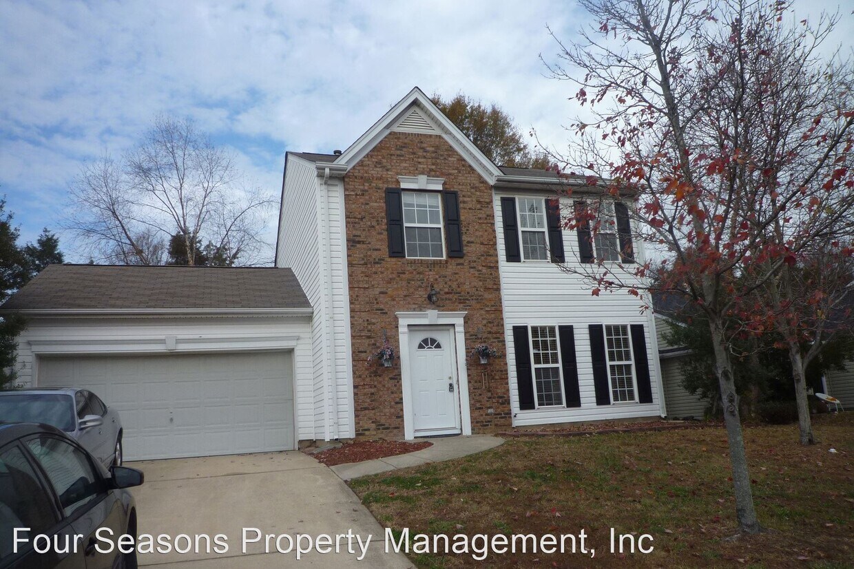 14225 Carolina Forest Ct, Charlotte, NC 28273 House for Rent in