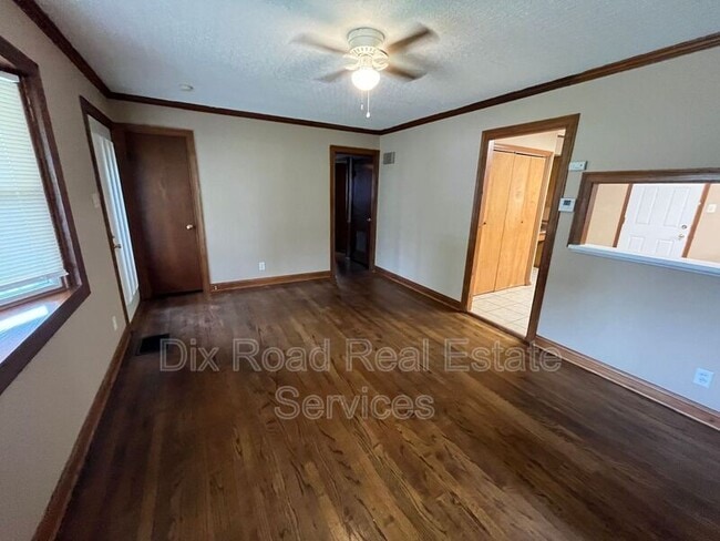 Building Photo - 2009 Brell Dr