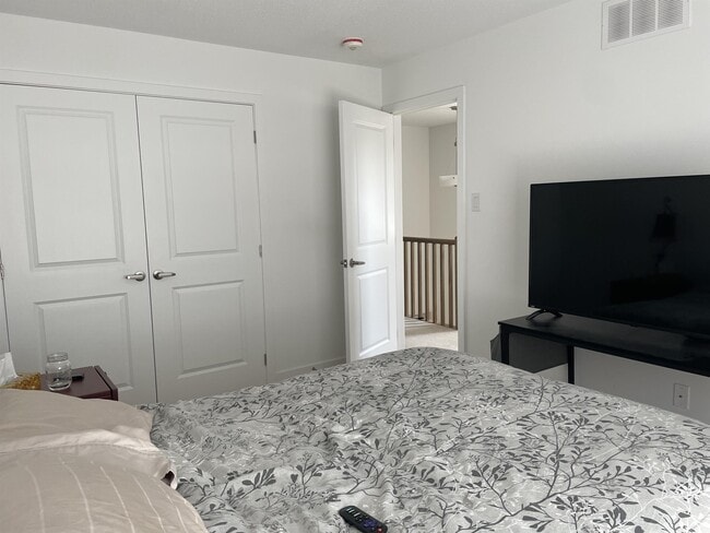 Building Photo - 287 Fountainhead Dr