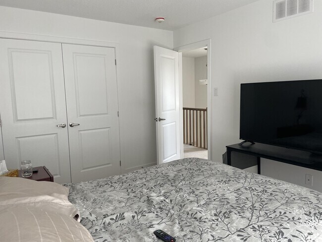 Photo du bâtiment - 287 Fountainhead Dr